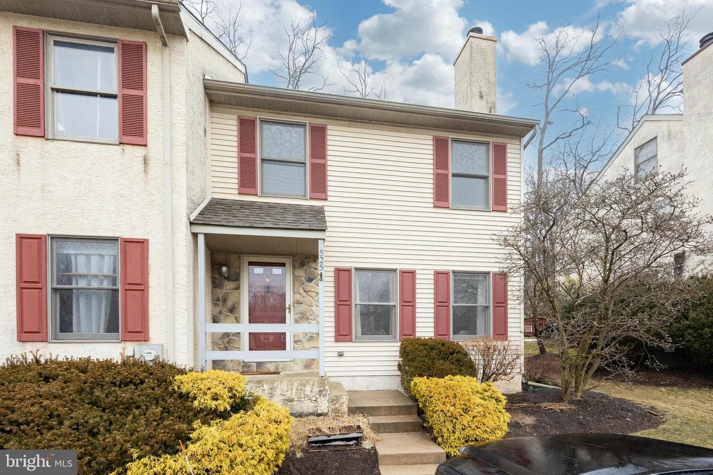 525 Pickering Station Drive photo 32