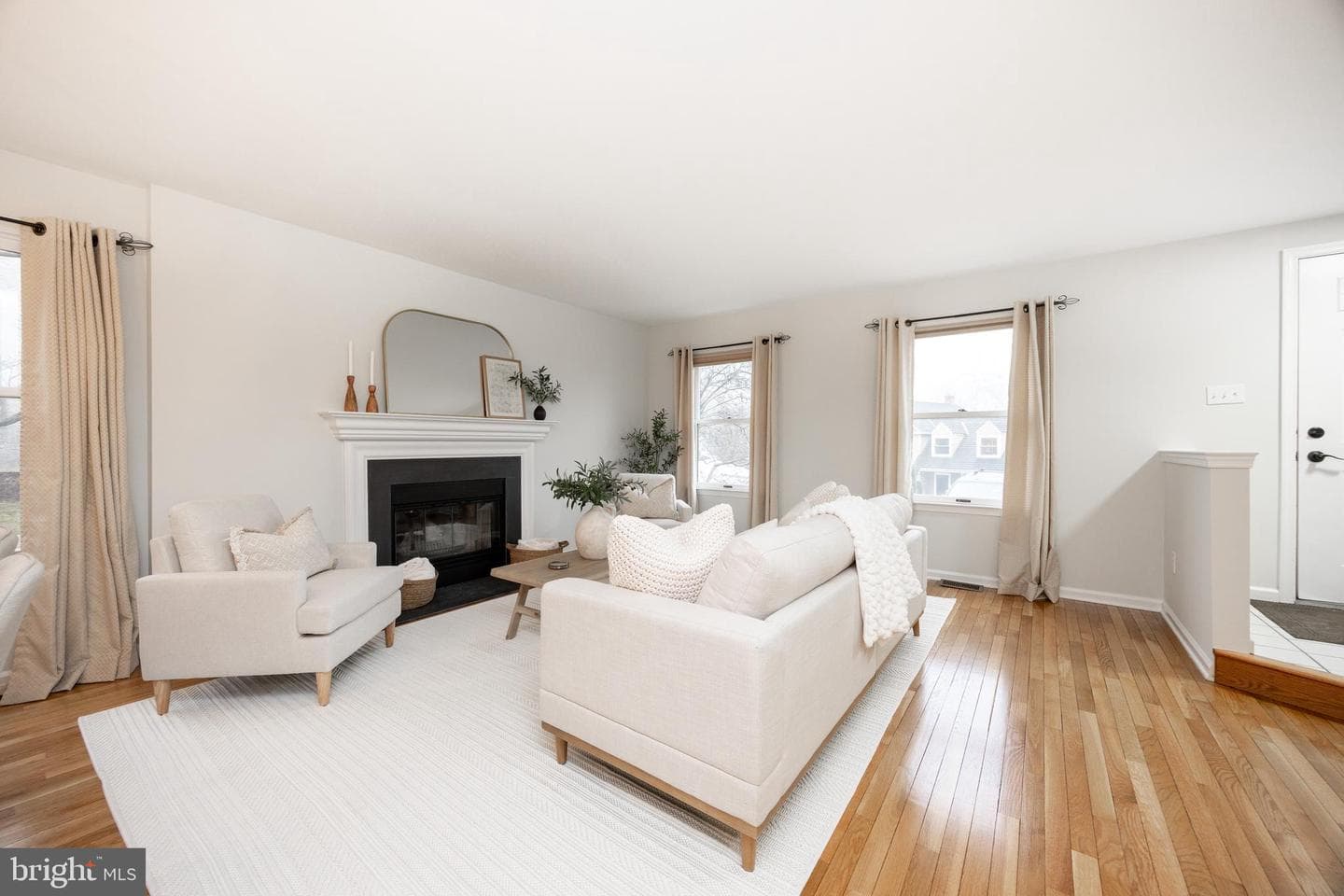 525 Pickering Station Drive photo 5