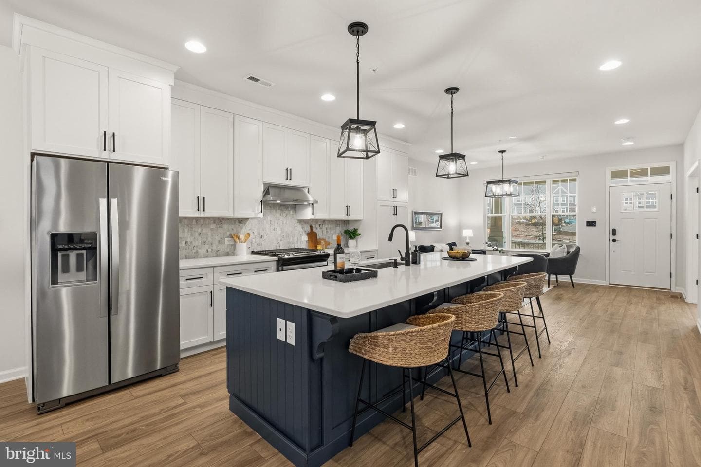 100 Lotus Lane photo 11