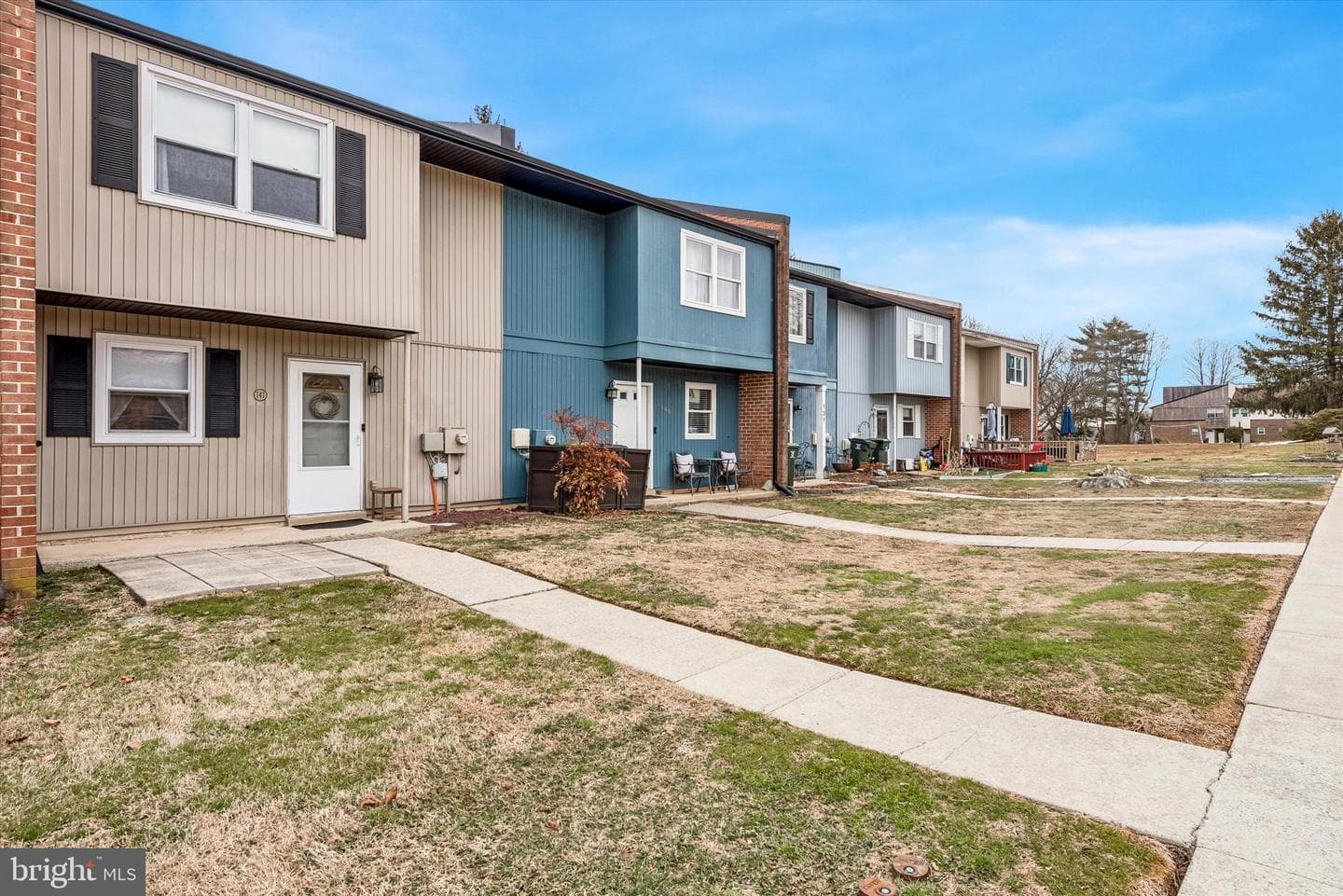 141 Ascot Court #26 photo 1