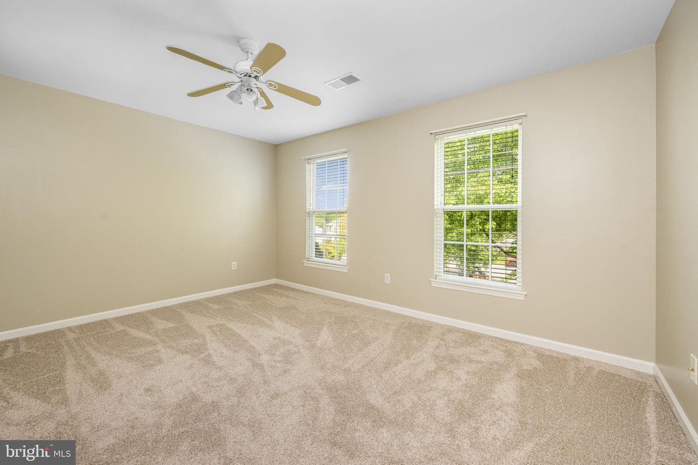 430 Dartmouth Lane photo 21