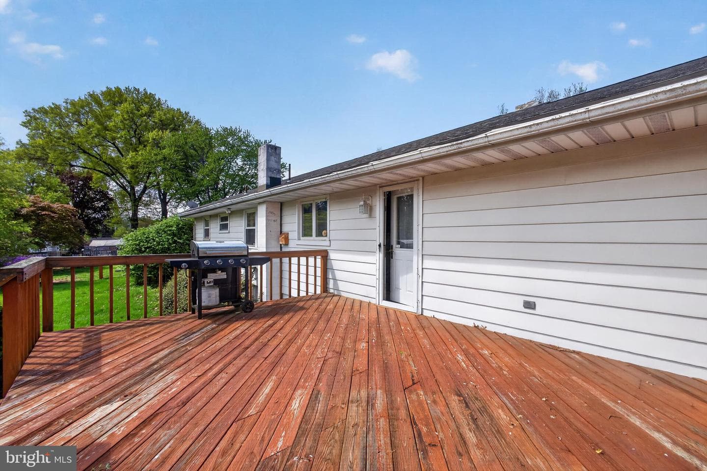 1234 S Hanover Street photo 17
