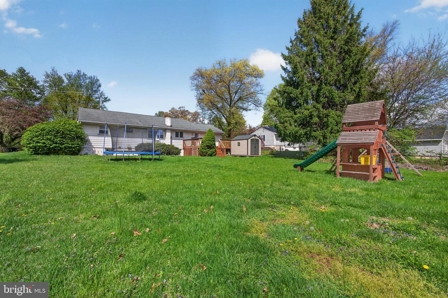 1234 S Hanover Street photo 18