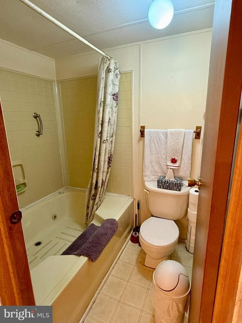 115 Spring Hill Lane photo 21