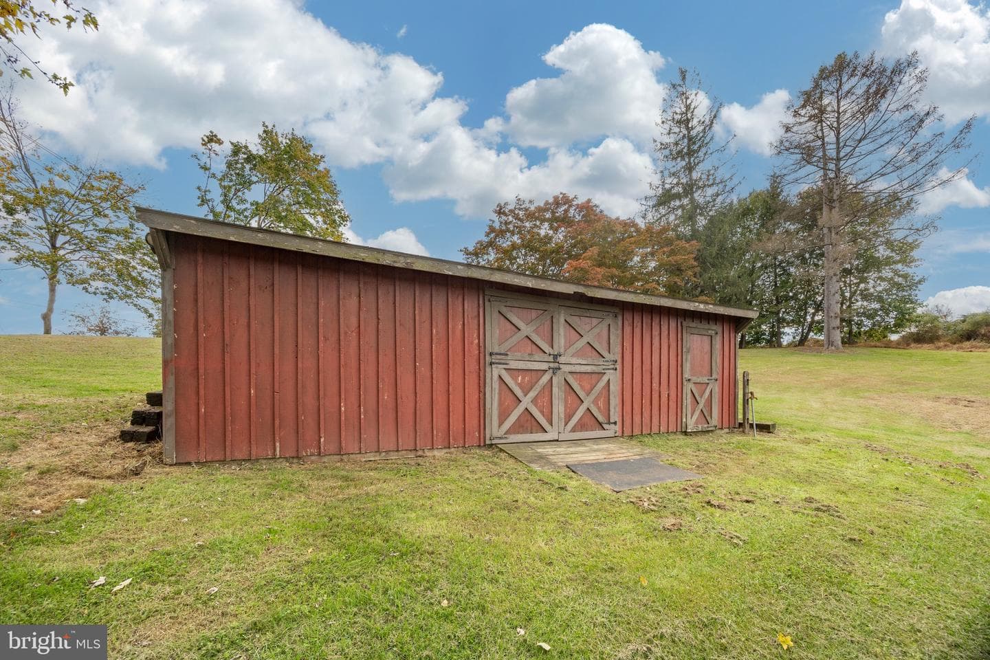 850 Sugars Bridge Road photo 38