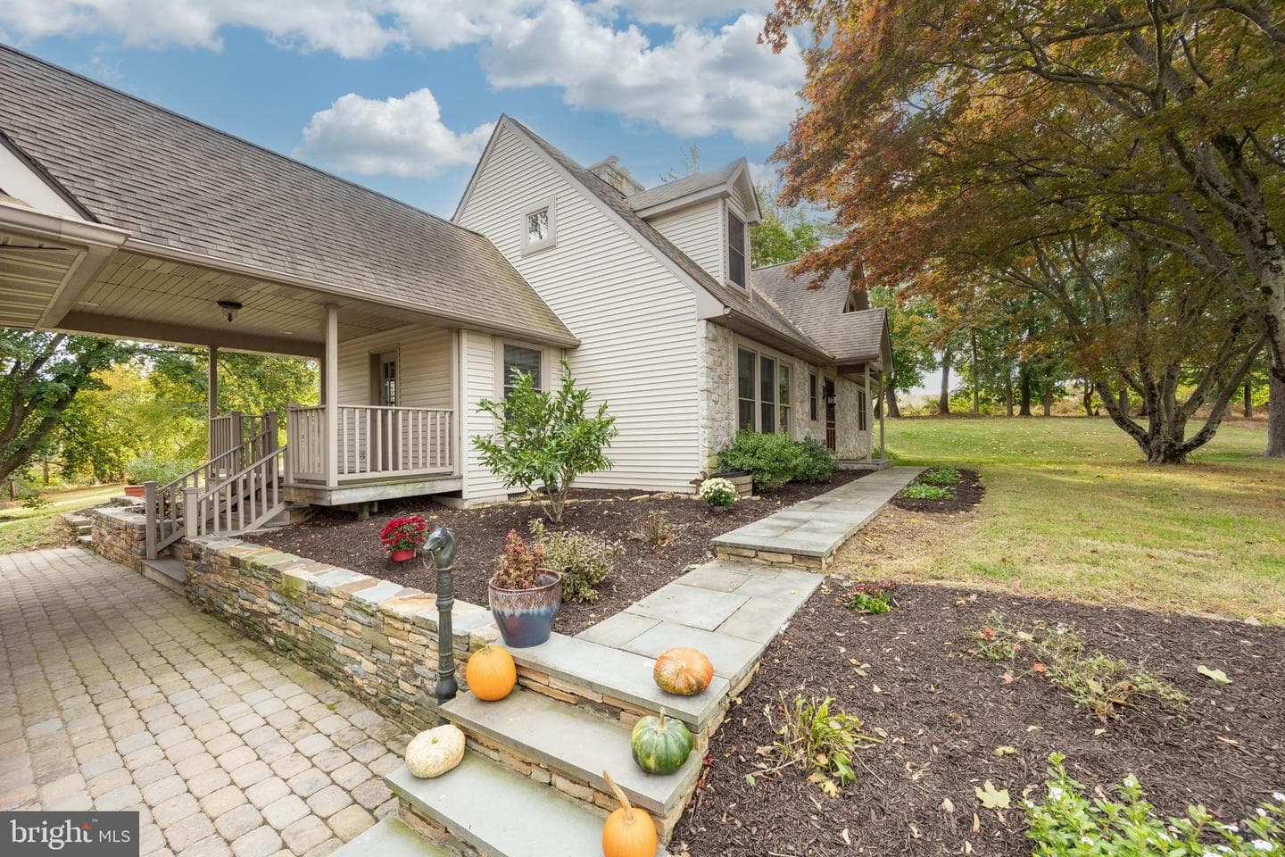 850 Sugars Bridge Road photo 45