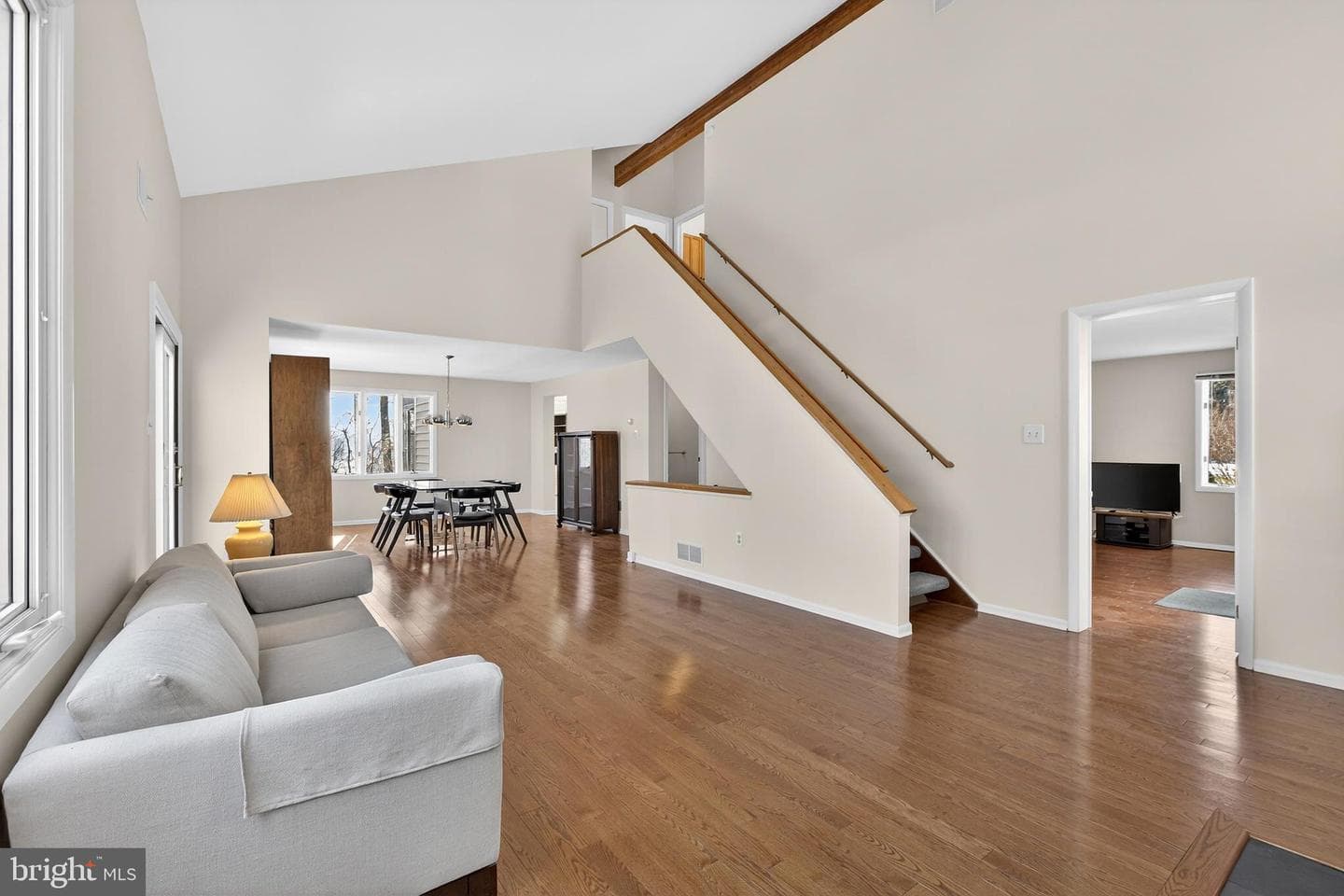 1072 Forest Road photo 18