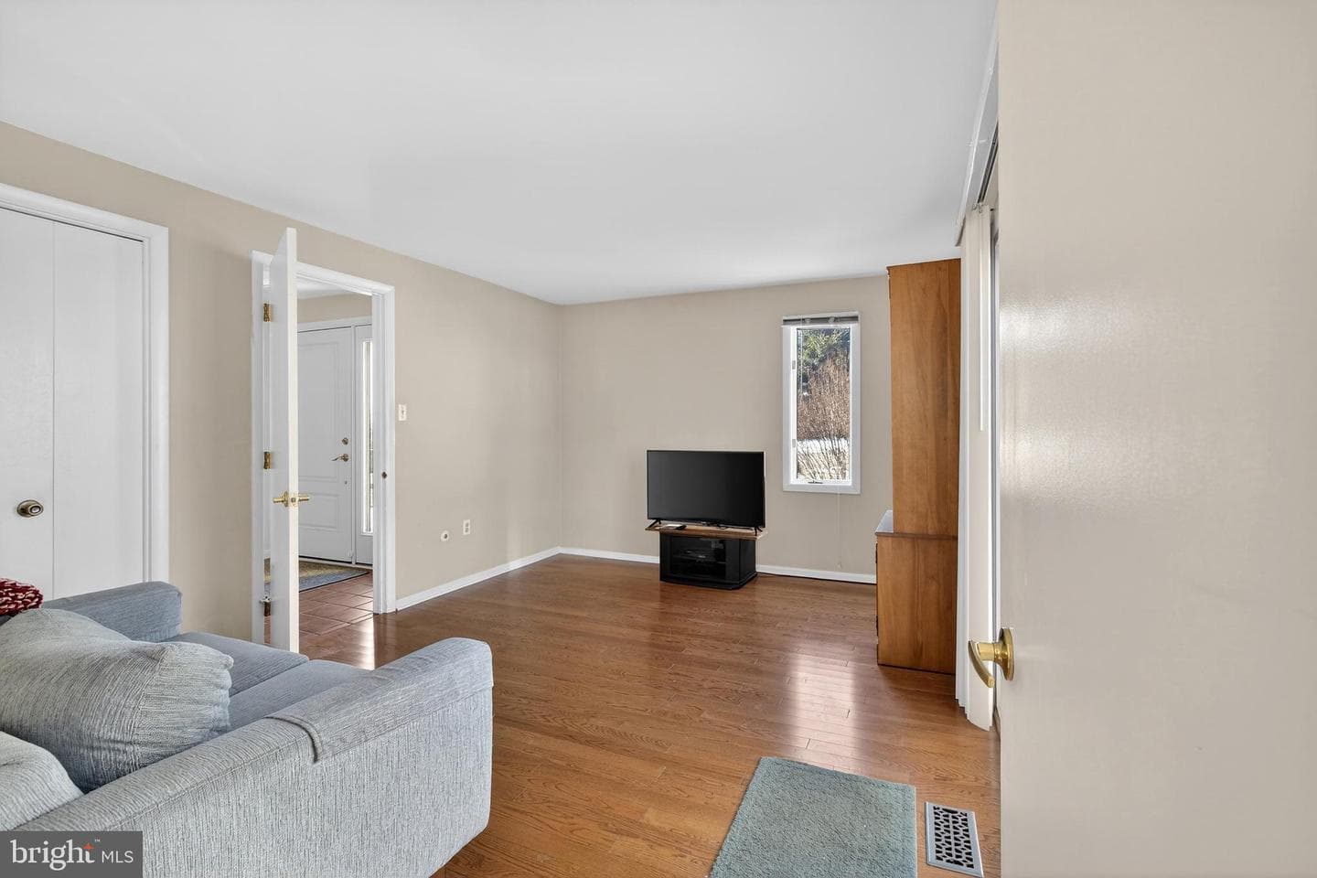 1072 Forest Road photo 21