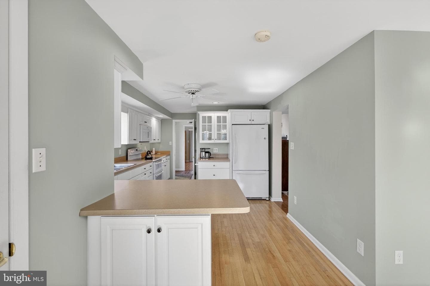 1072 Forest Road photo 25