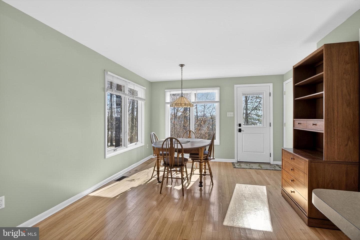 1072 Forest Road photo 30