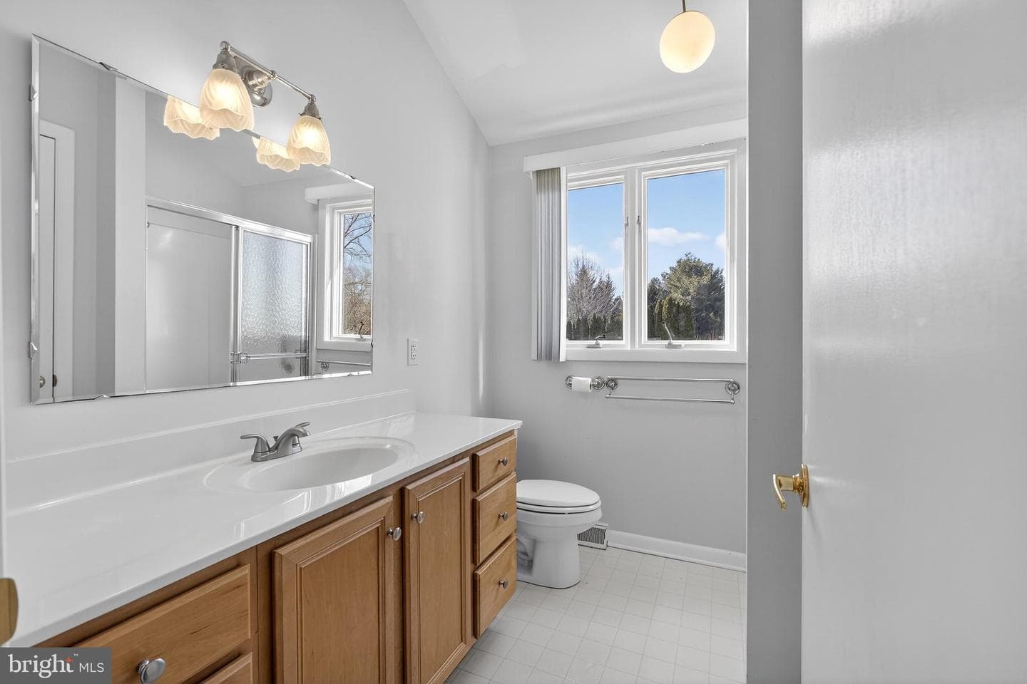 1072 Forest Road photo 37
