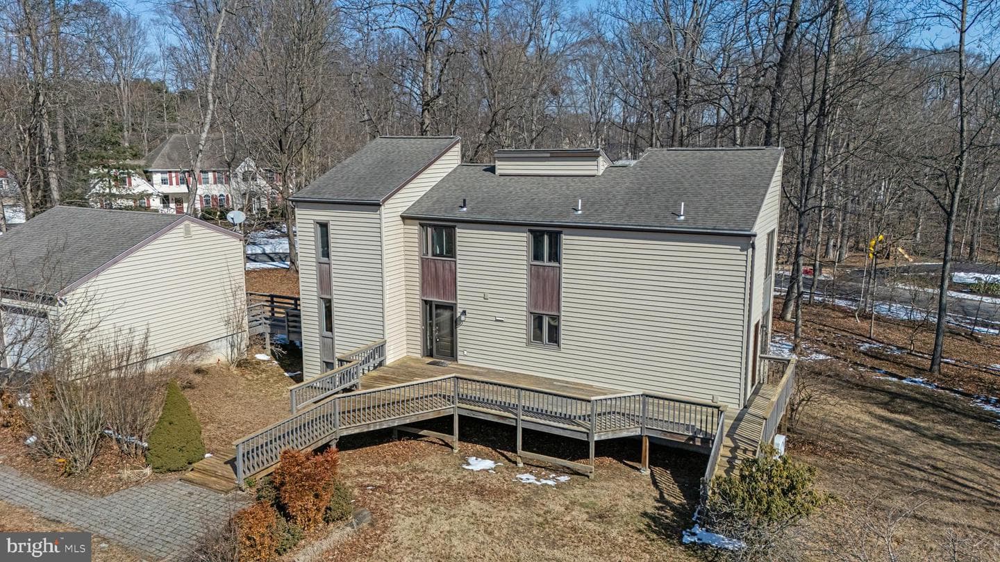 1072 Forest Road photo 76