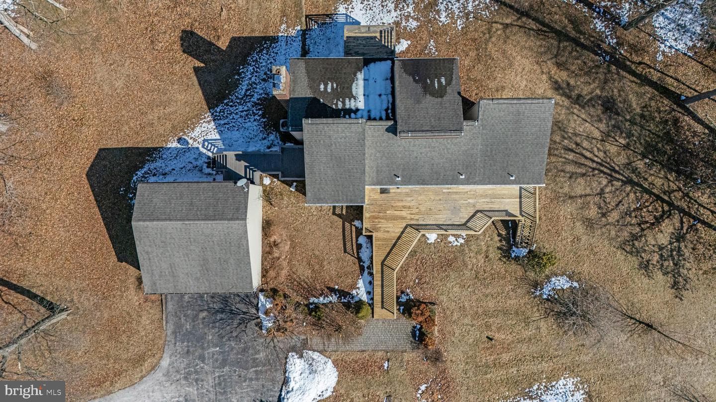 1072 Forest Road photo 82