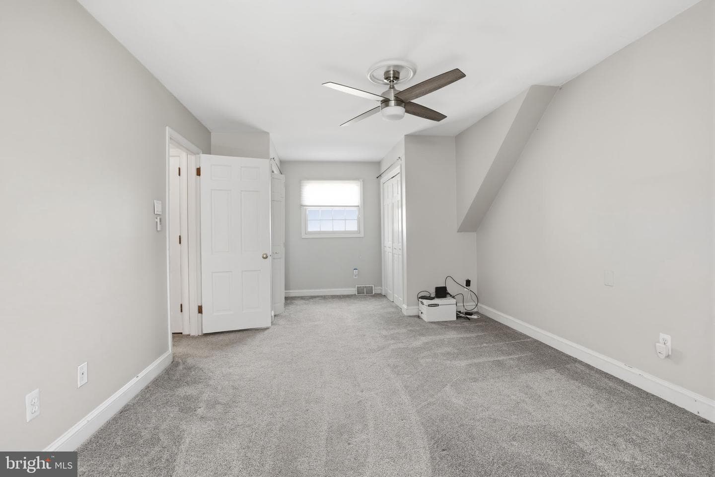 55 Lakeview Drive photo 33