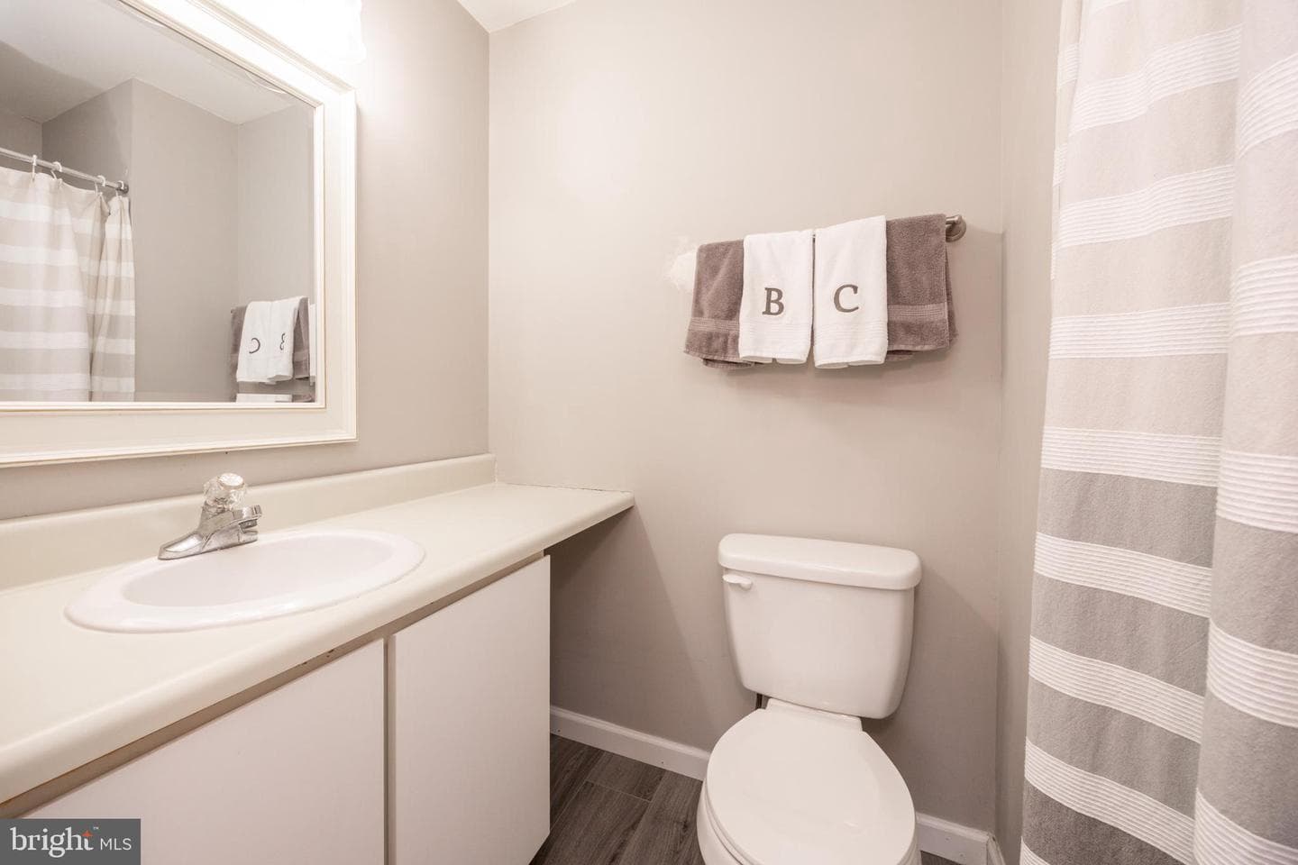 794 Scotch Way photo 20