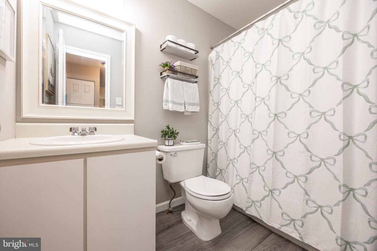 794 Scotch Way photo 23