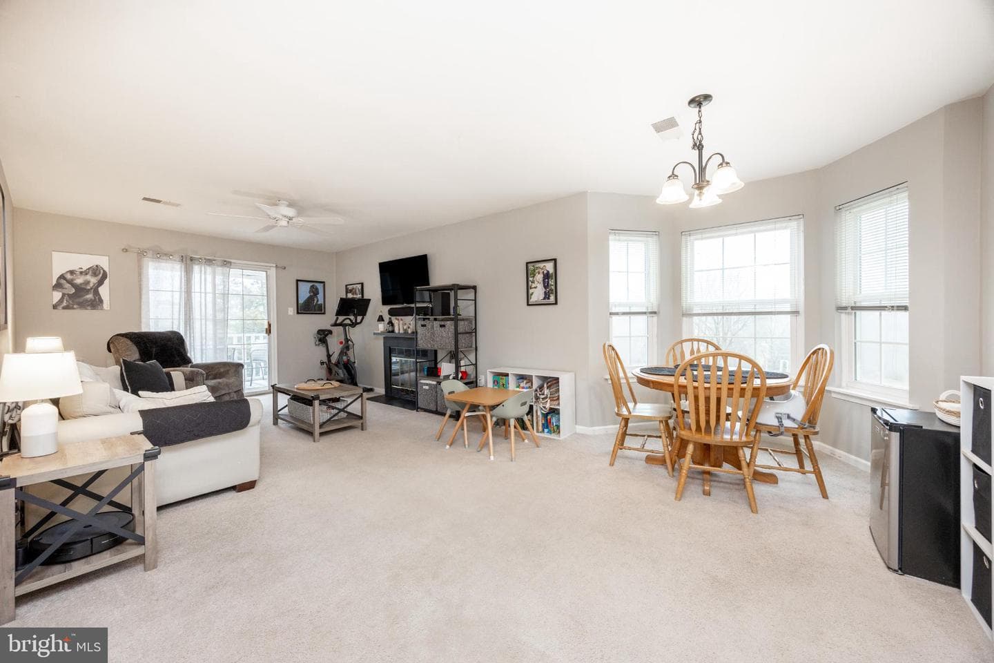794 Scotch Way photo 8