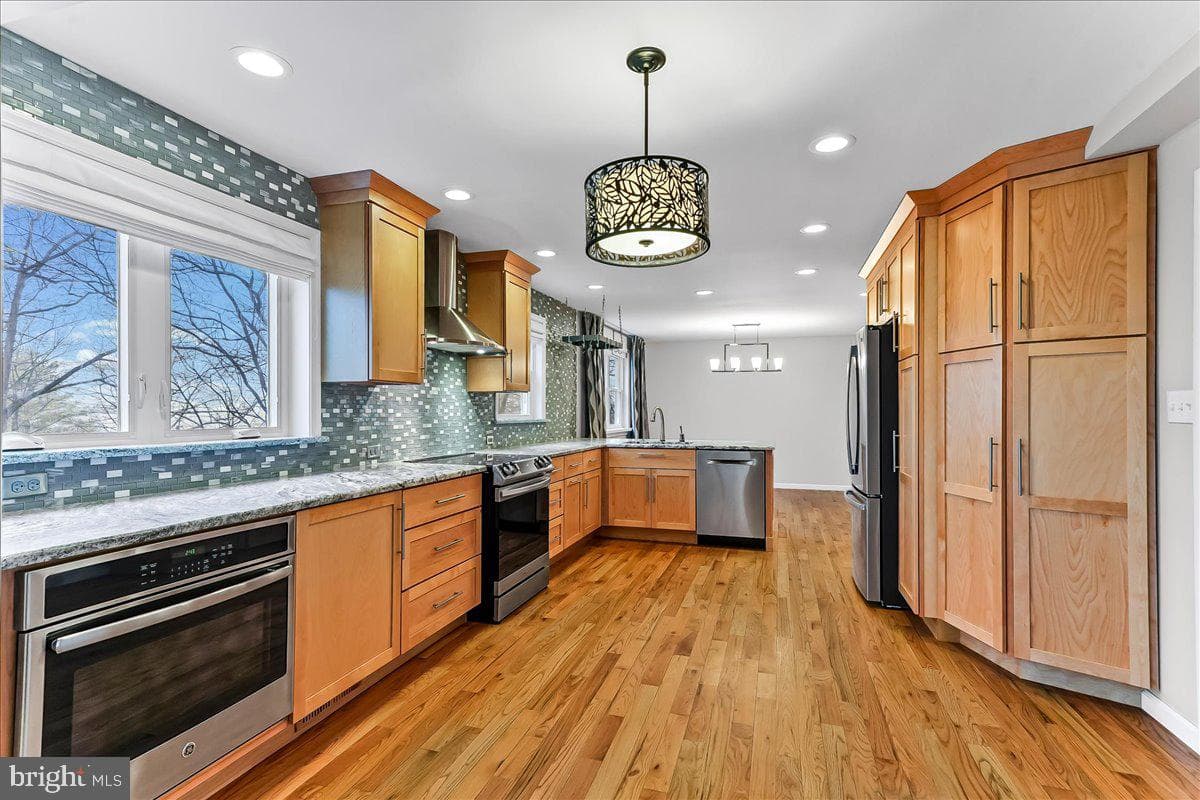 720 Brainerd Road photo 13