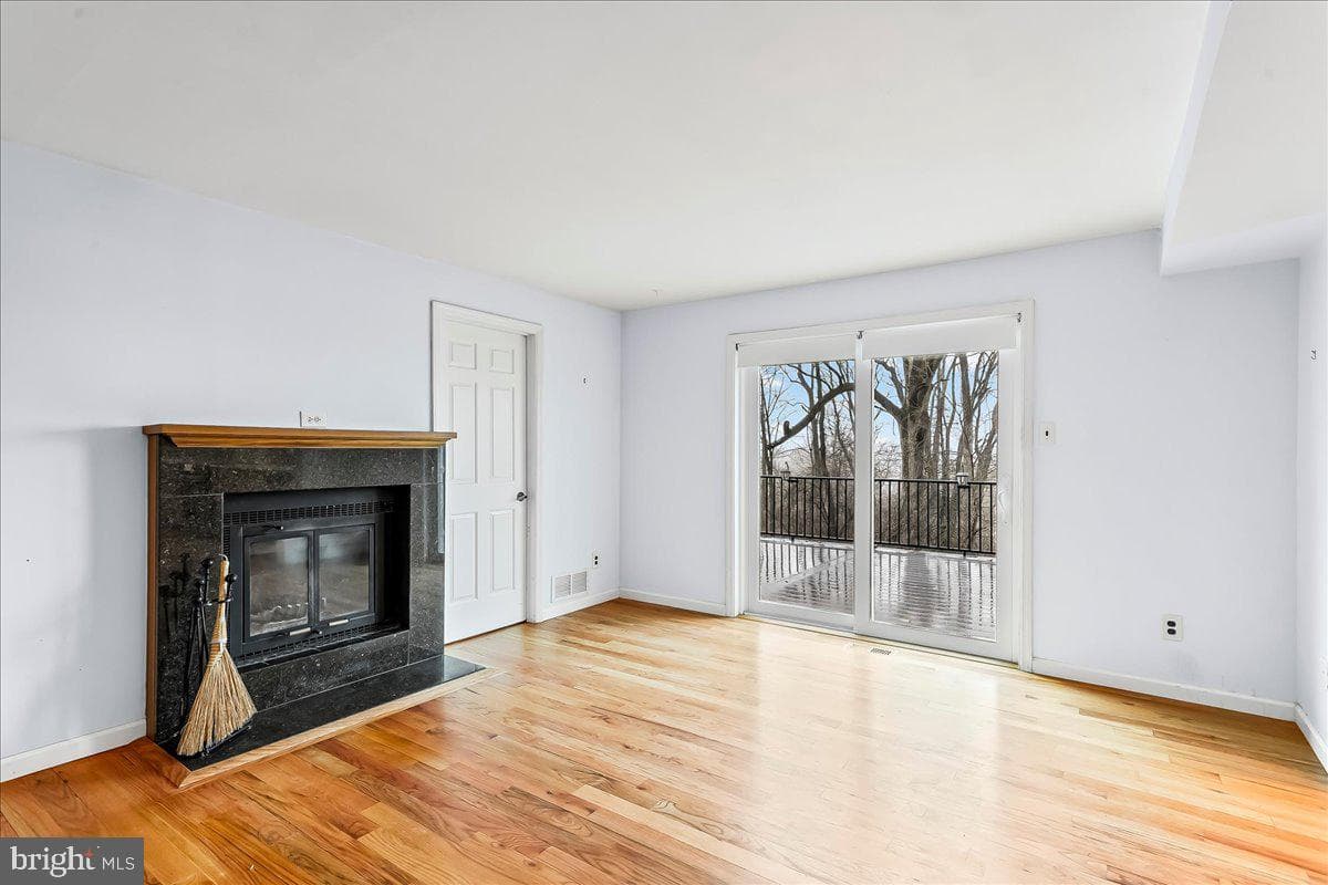 720 Brainerd Road photo 18