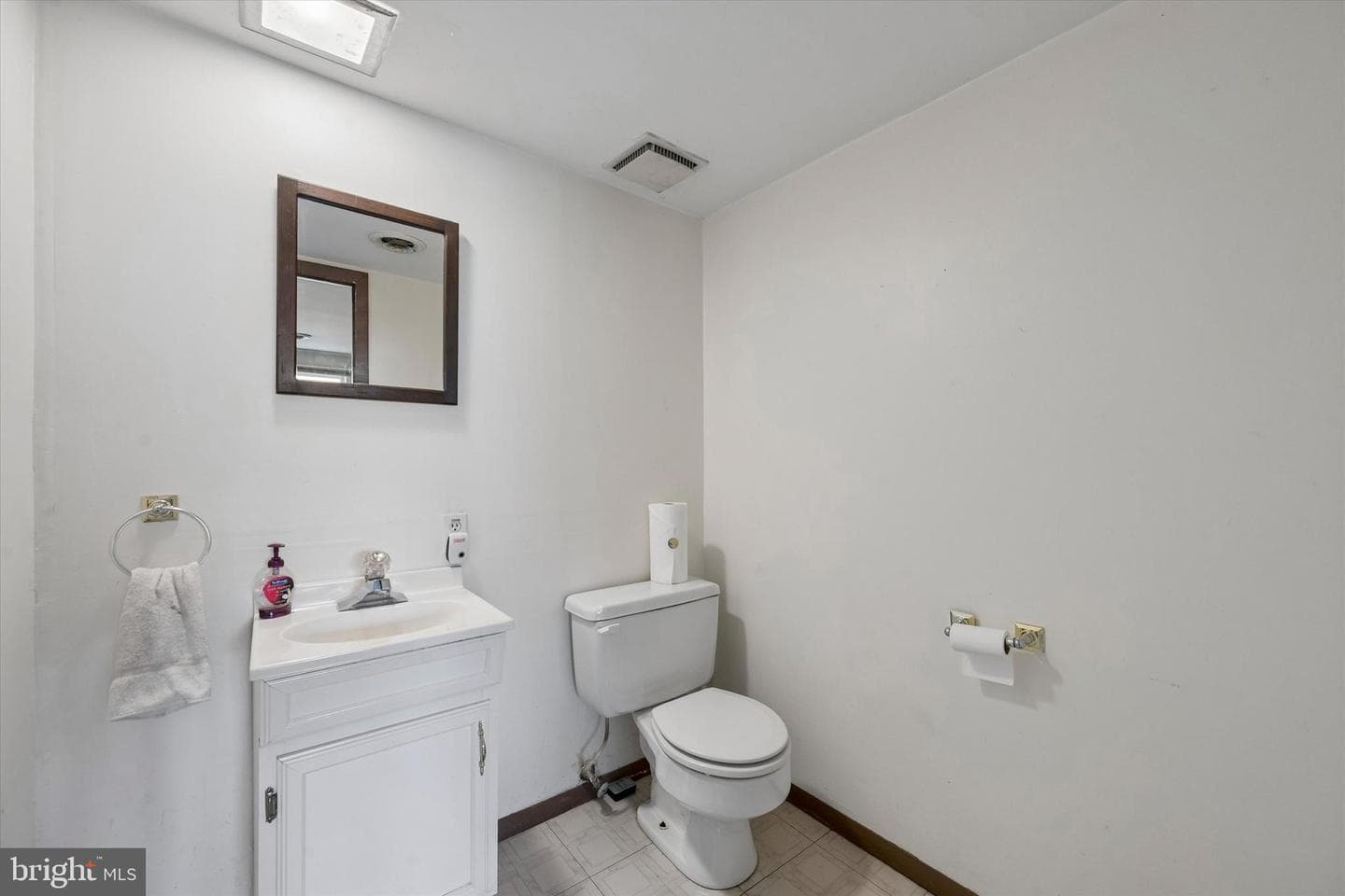216 Mature Road photo 19
