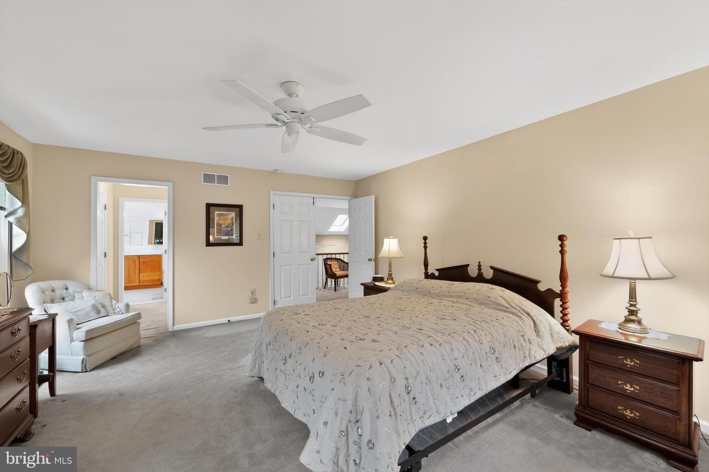 1533 Glenmont Lane photo 38