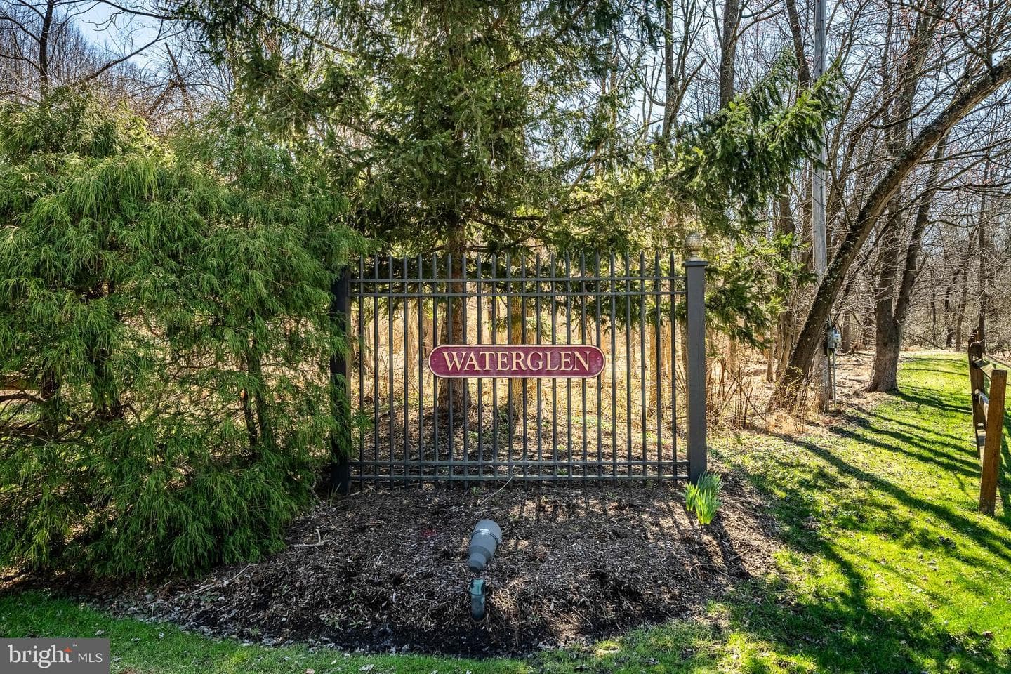 1677 Waterglen Drive photo 2