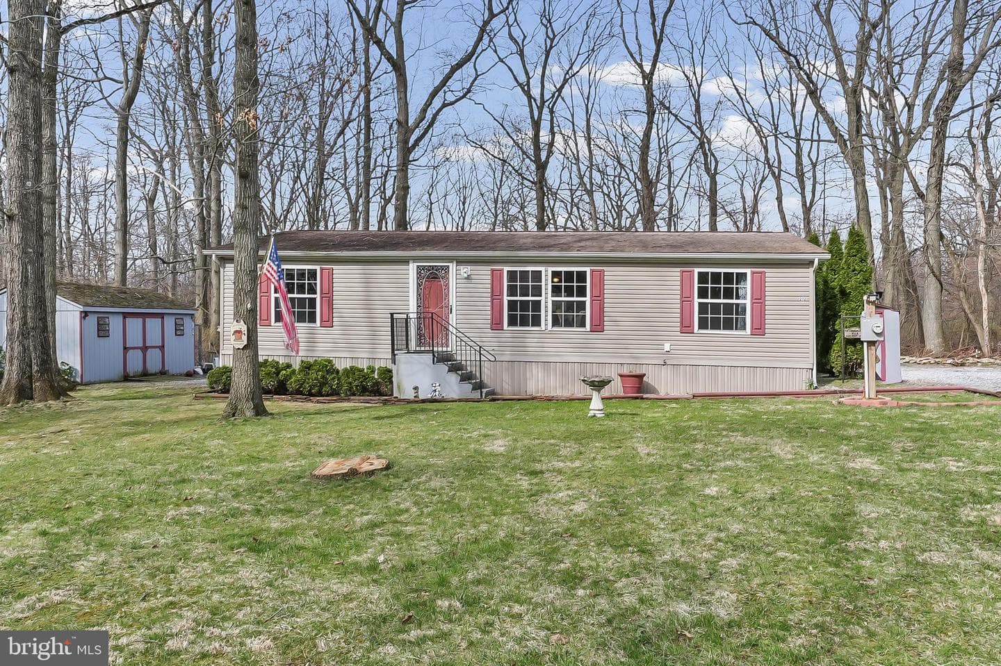 212 High Point Lane photo 1