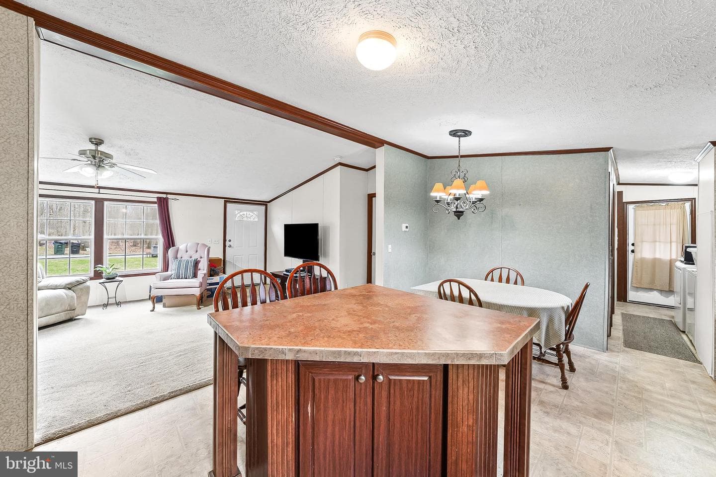 212 High Point Lane photo 8