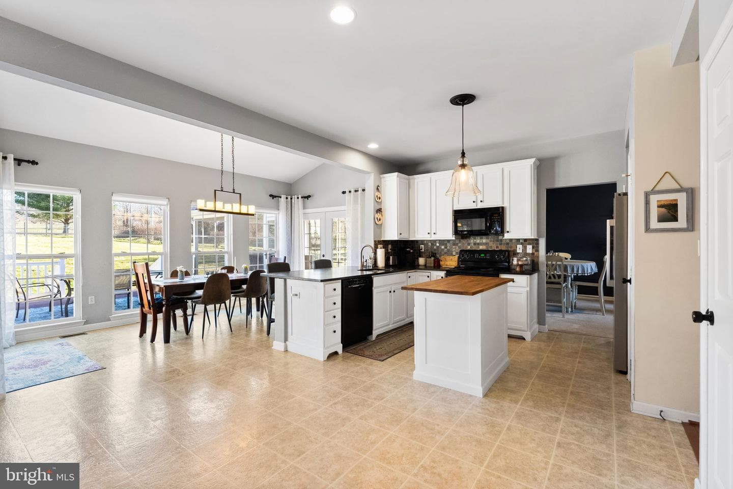 4 Mckean Circle photo 7
