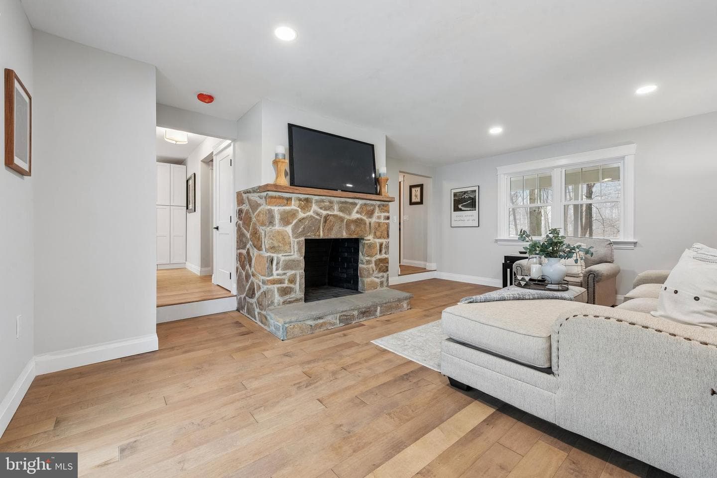 1473 Glenbrook Lane photo 9