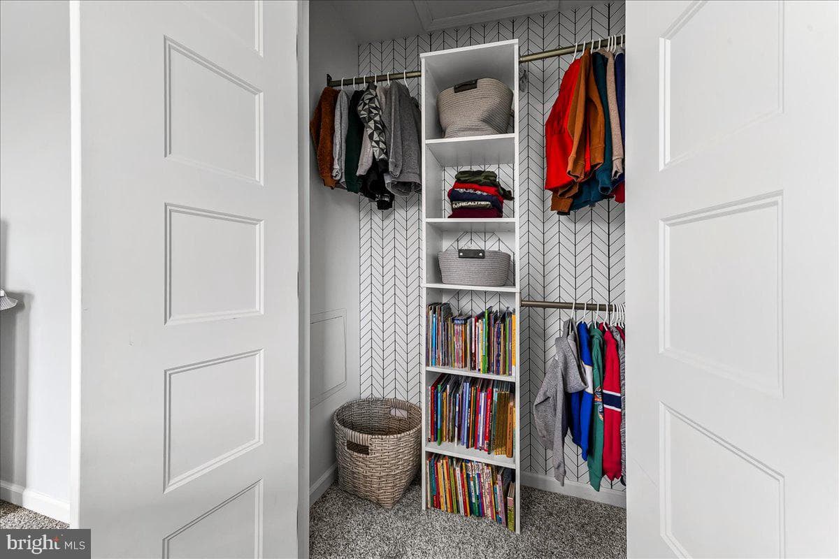 115 Bedford Way photo 35