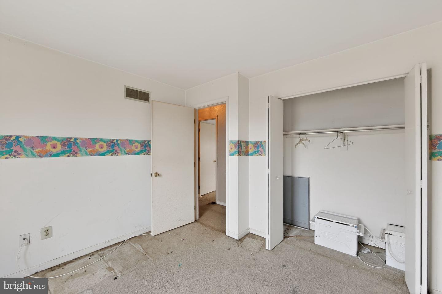 335 Trotters Way photo 28