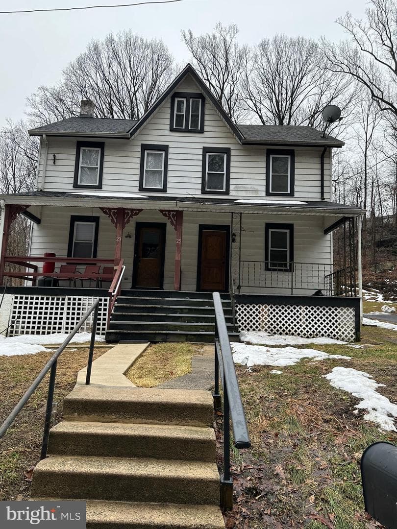 25 Woodland Avenue