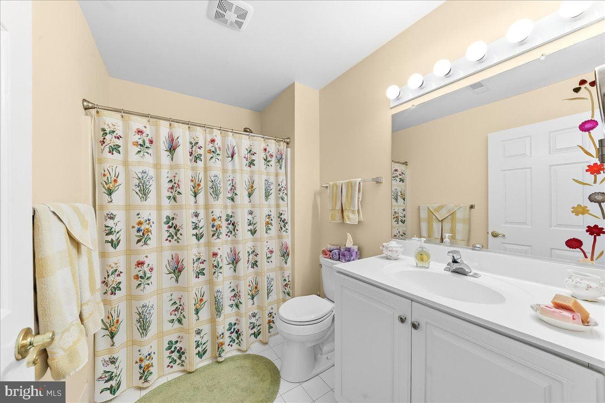 403 Winterberry Drive photo 31