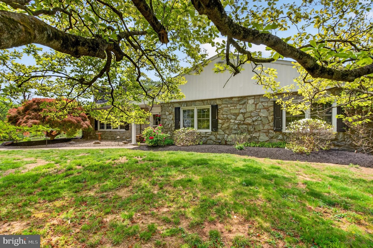 300 Sanatoga Road photo 6