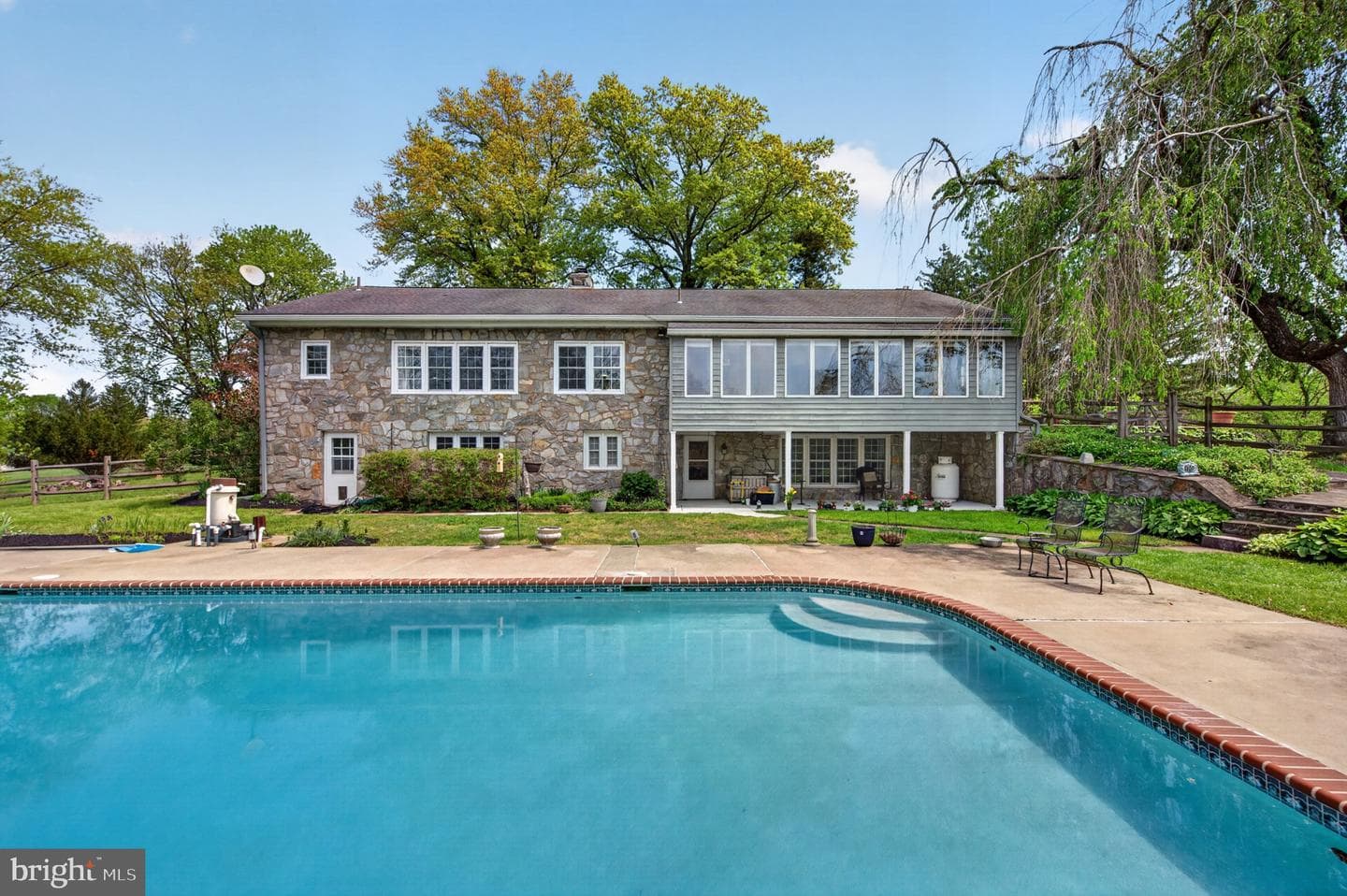 300 Sanatoga Road photo 8