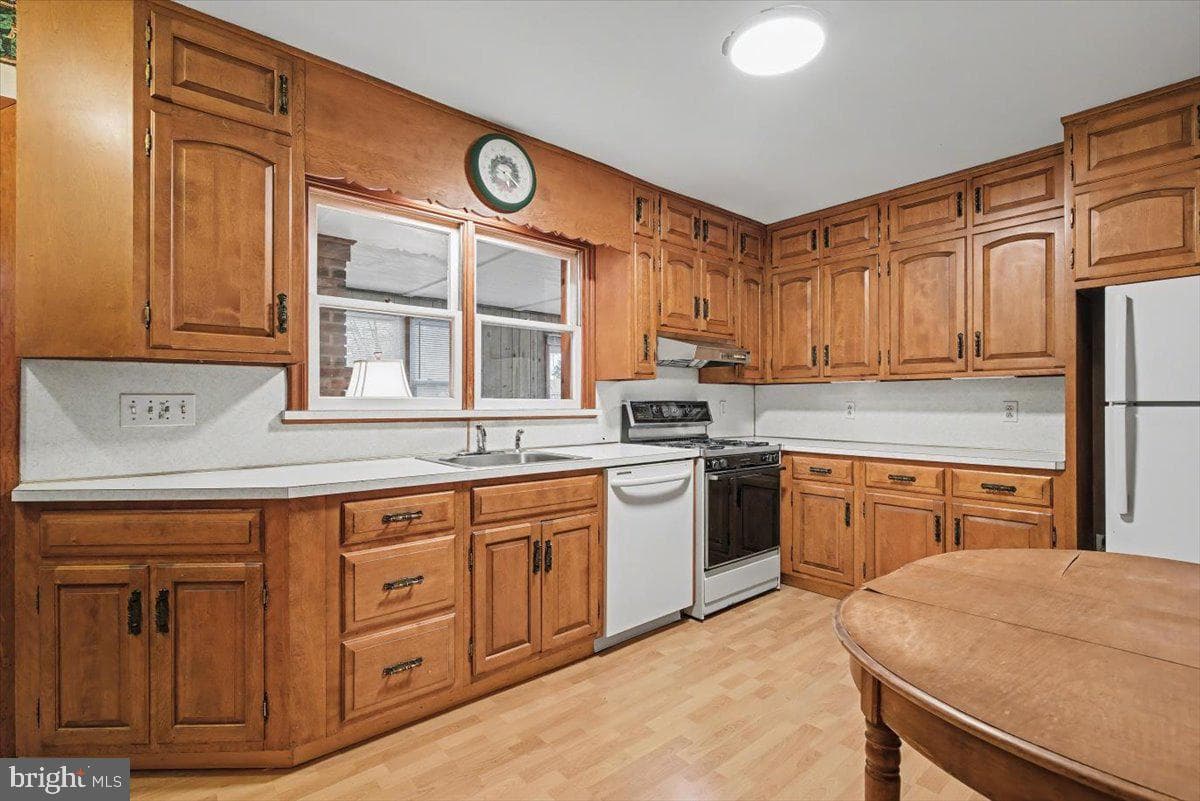 1212 Madison Avenue photo 9