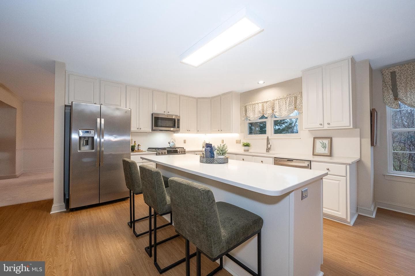 824 Waverly Road photo 10