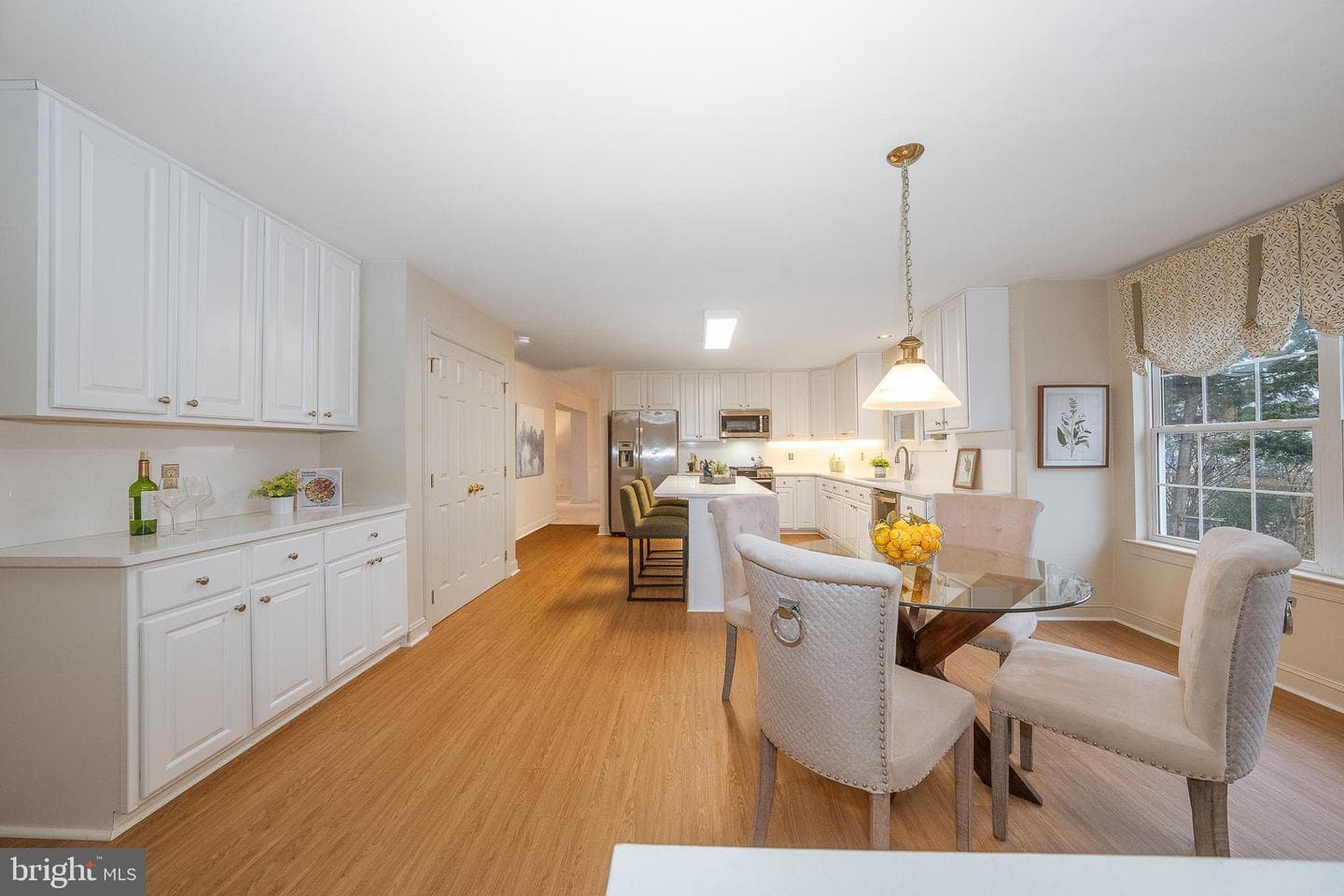 824 Waverly Road photo 12