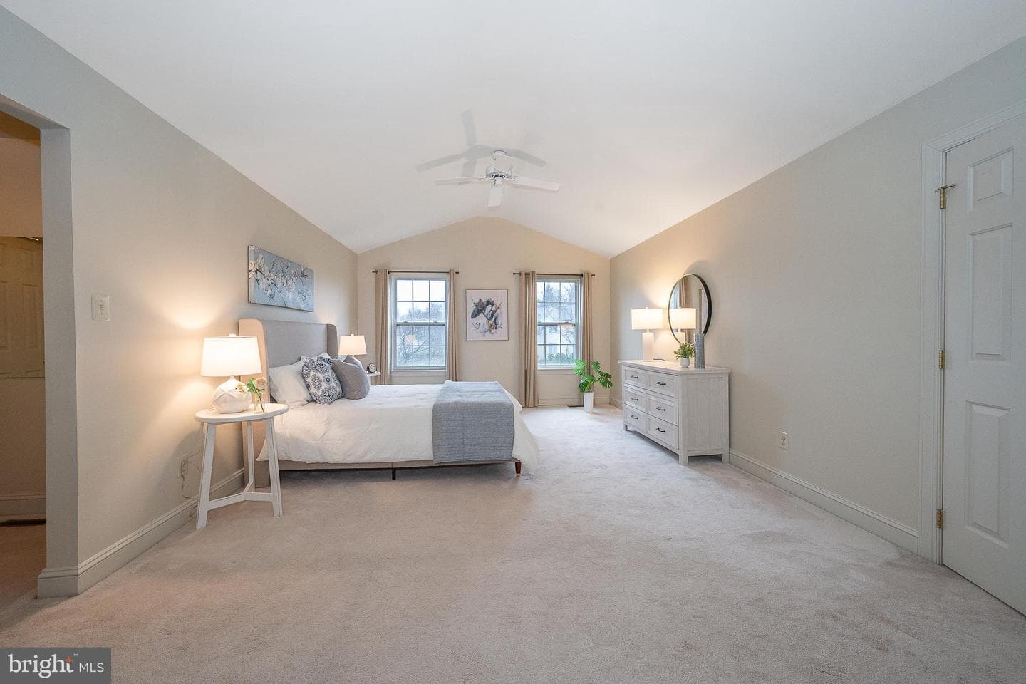 824 Waverly Road photo 19