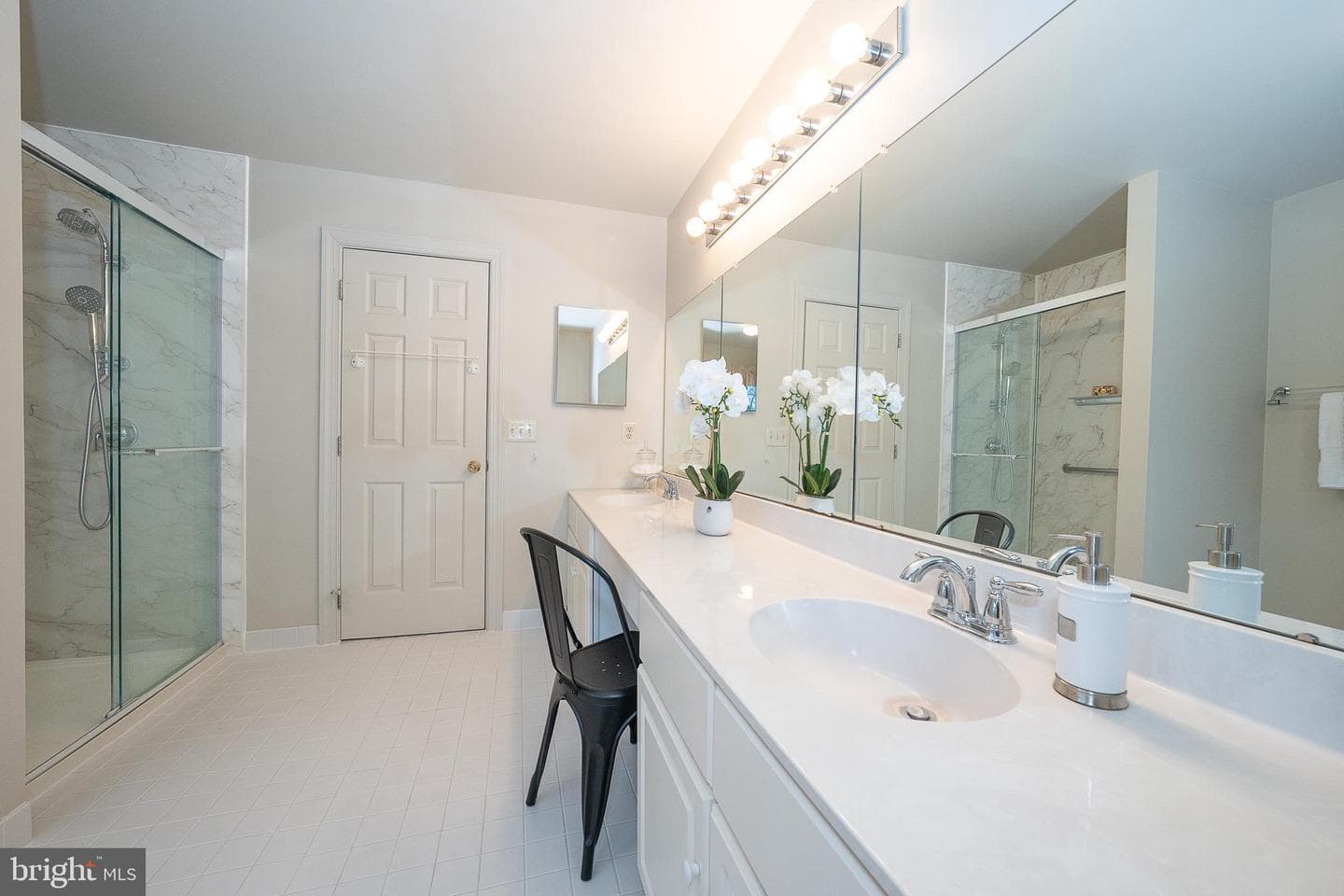 824 Waverly Road photo 27
