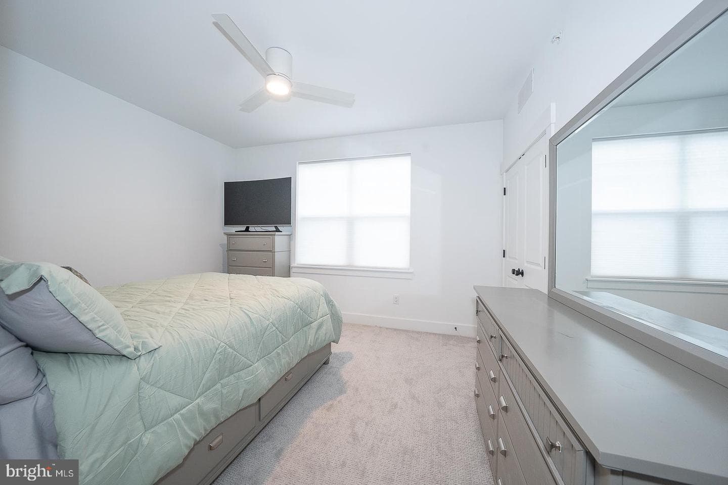 217 Namar Avenue photo 48