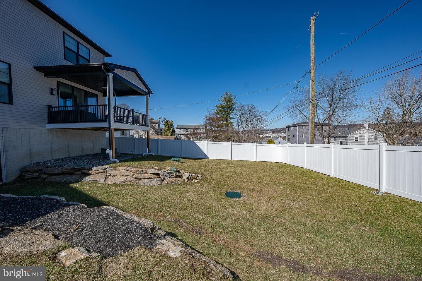 217 Namar Avenue photo 65