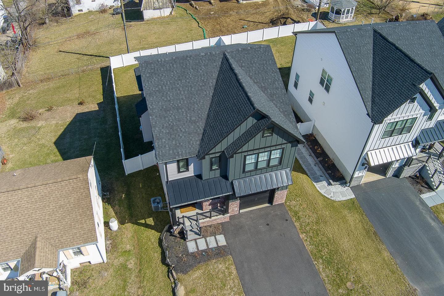 217 Namar Avenue photo 71