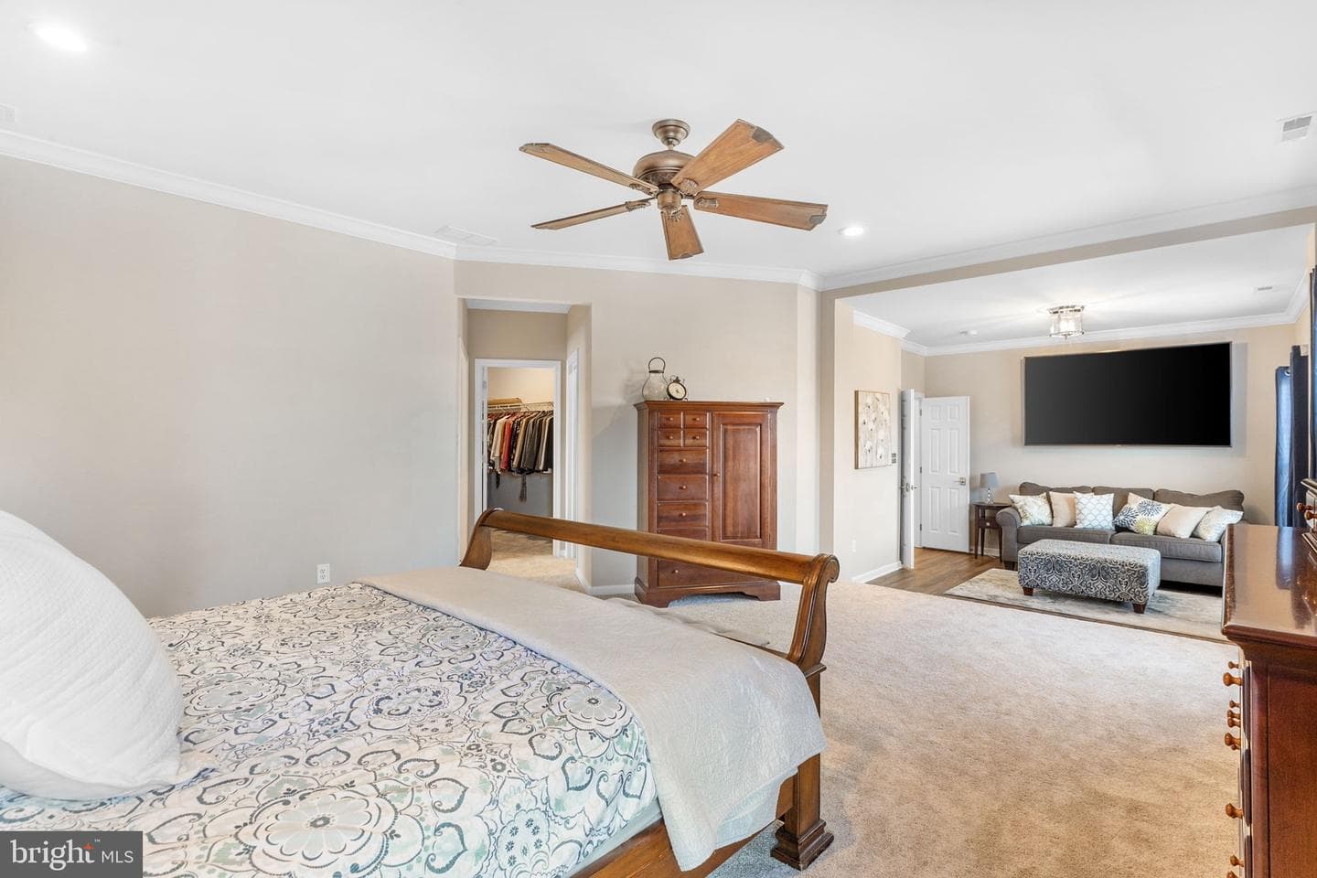212 Eagle Glen Drive photo 24