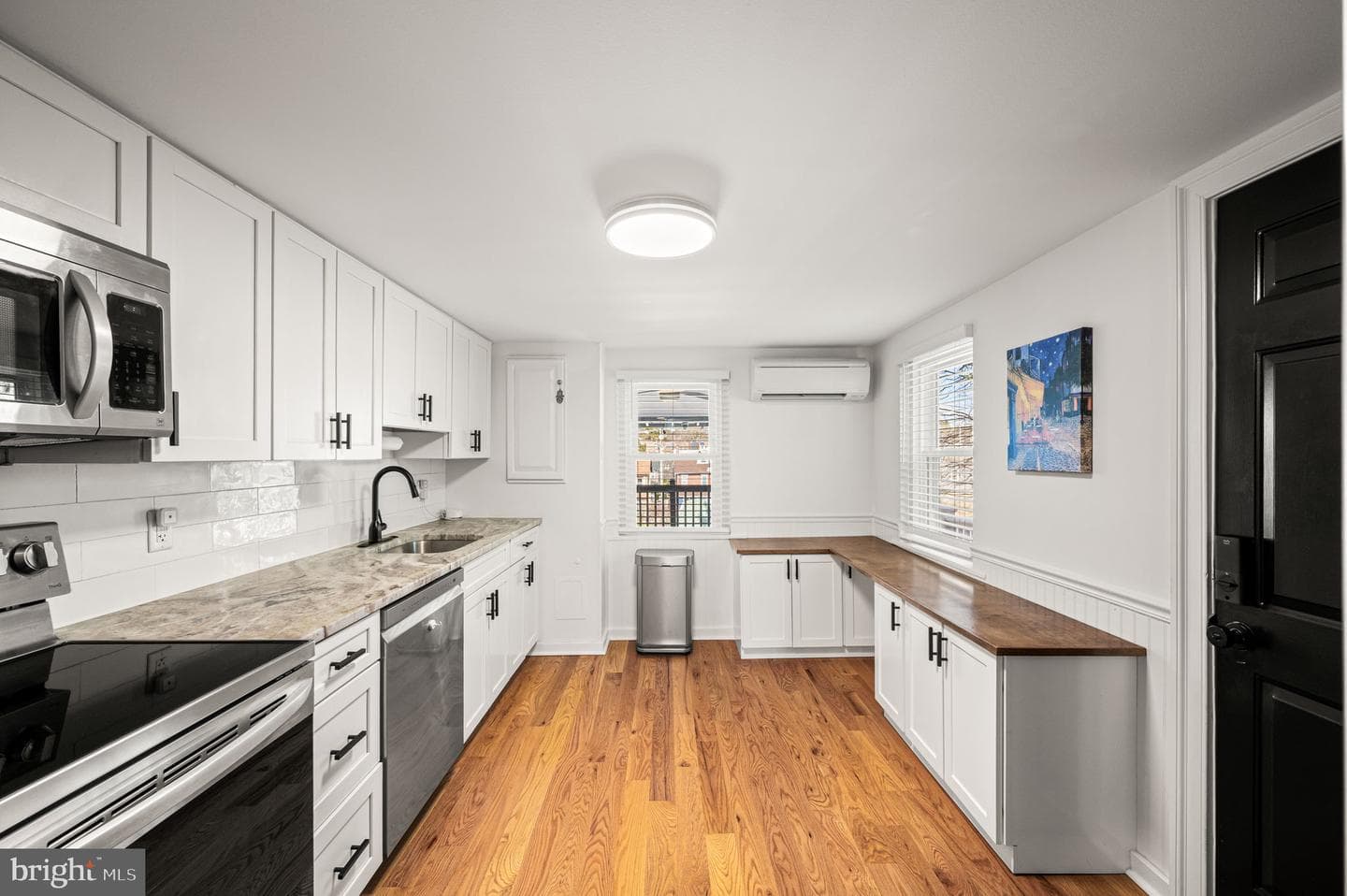 321 W Chestnut Street photo 10
