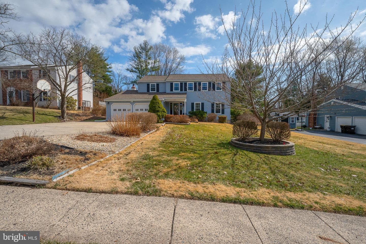 115 Hawthorne Lane photo 43