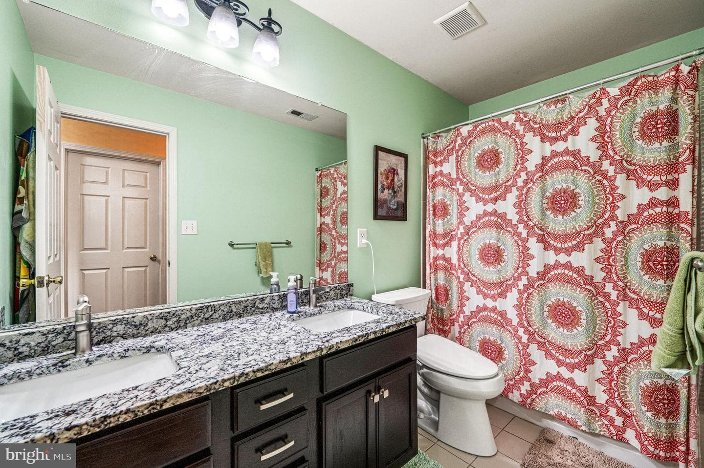 635 Sunderland Avenue photo 32