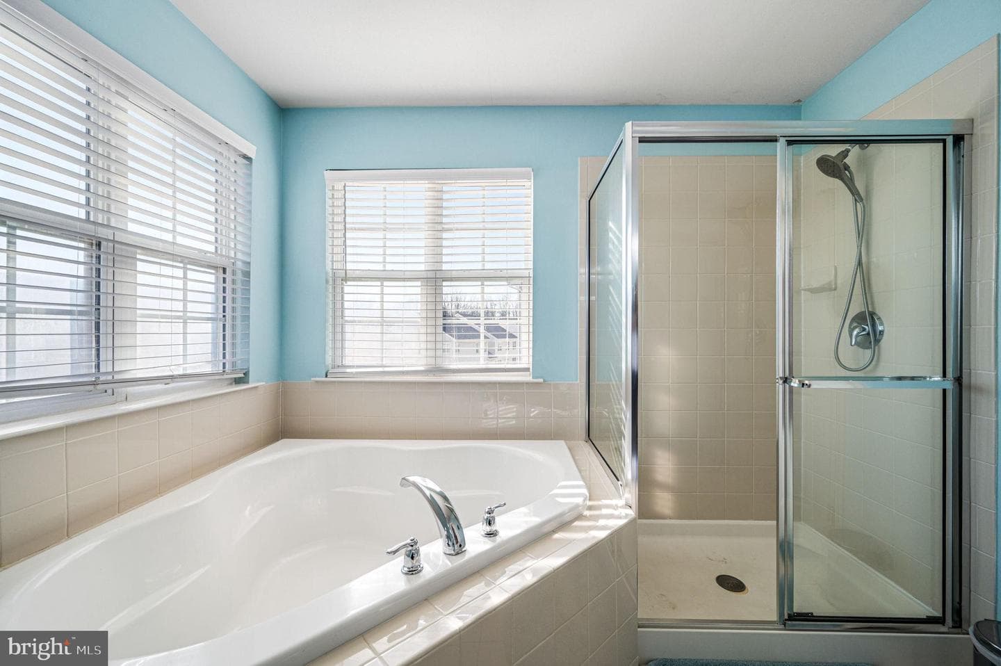 635 Sunderland Avenue photo 42