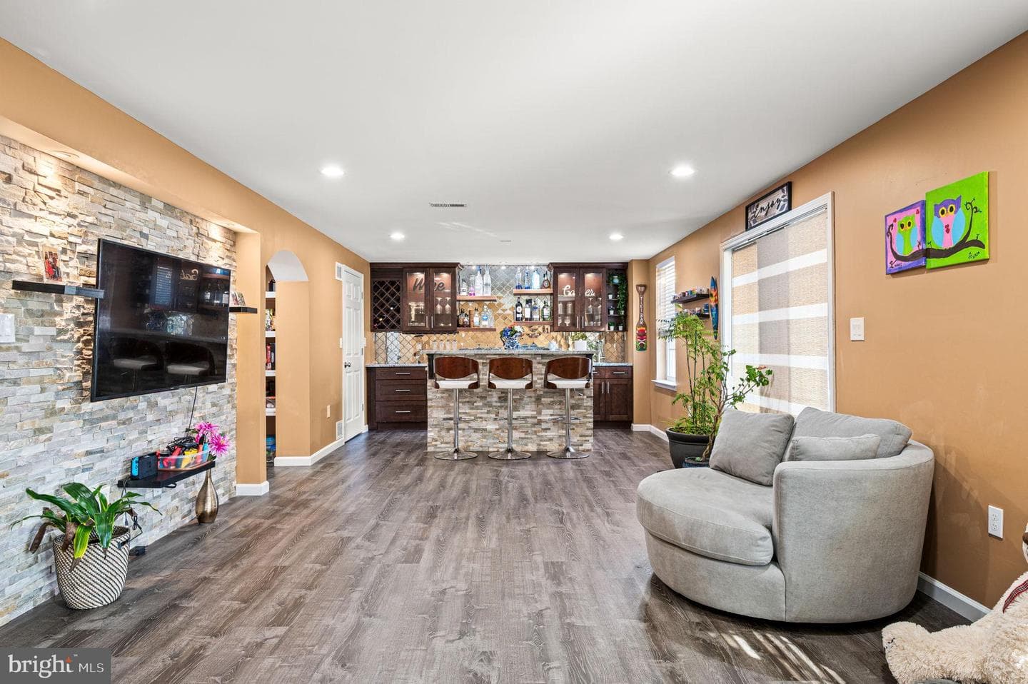 635 Sunderland Avenue photo 48